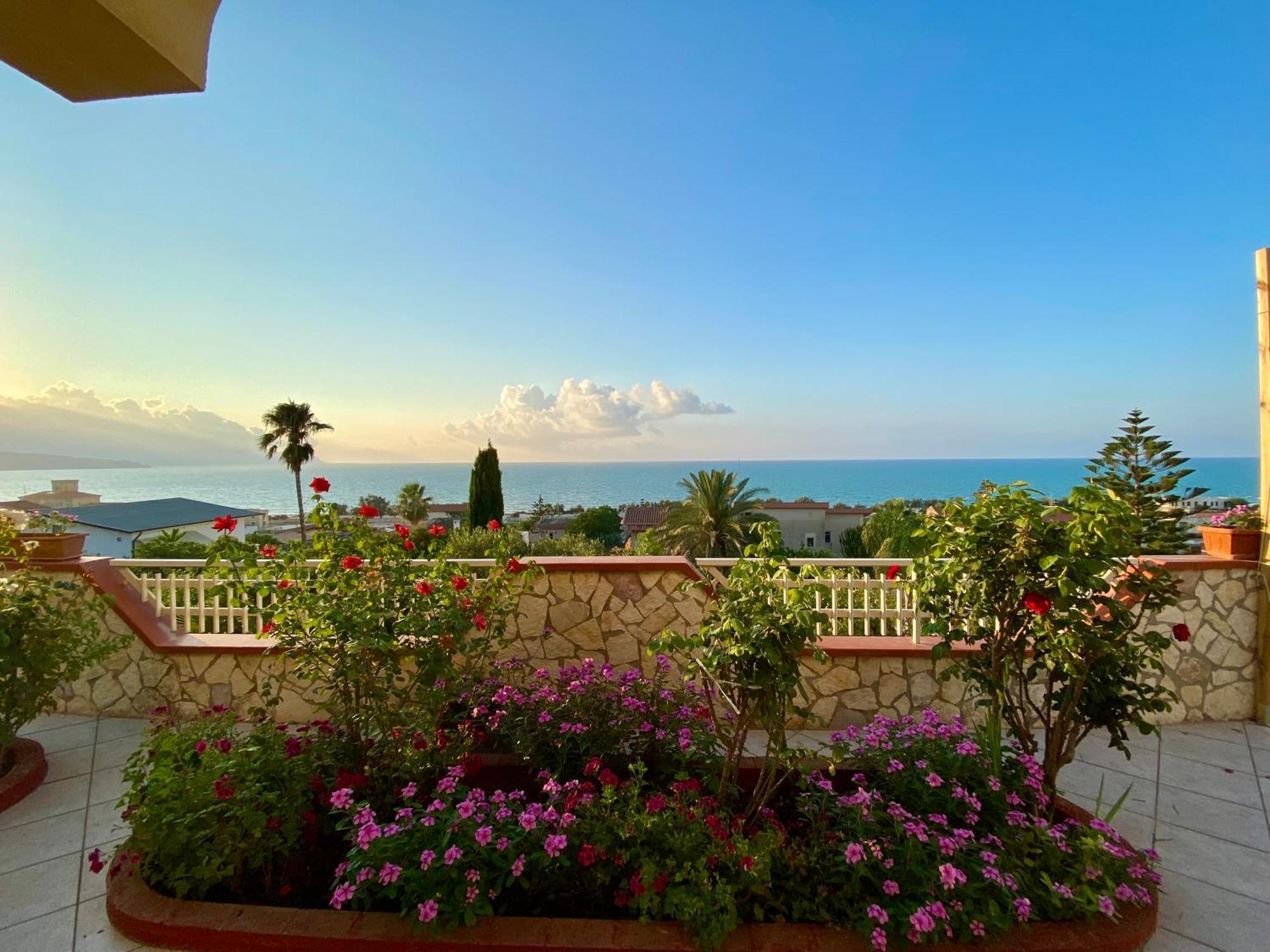 Villa Mare Giuggiola Alcamo Marina Buitenkant foto